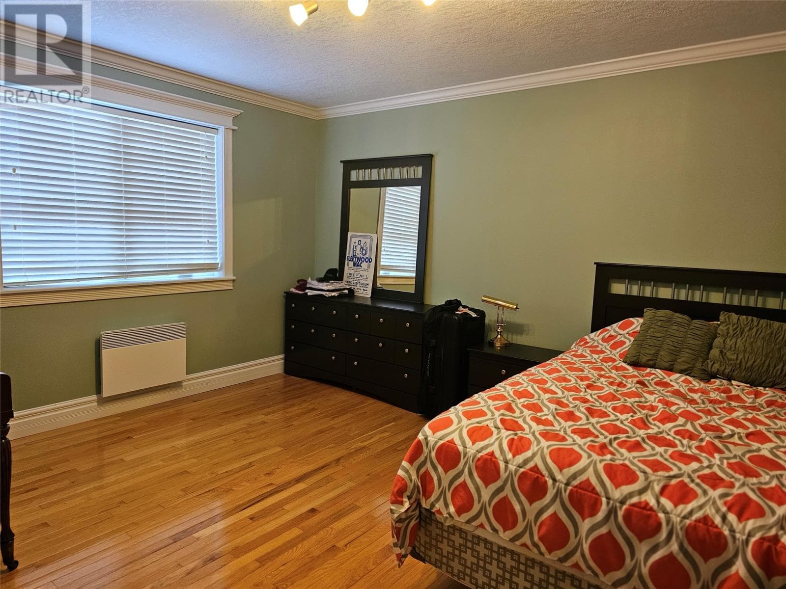 40 Smallwood Drive thumbnail 19