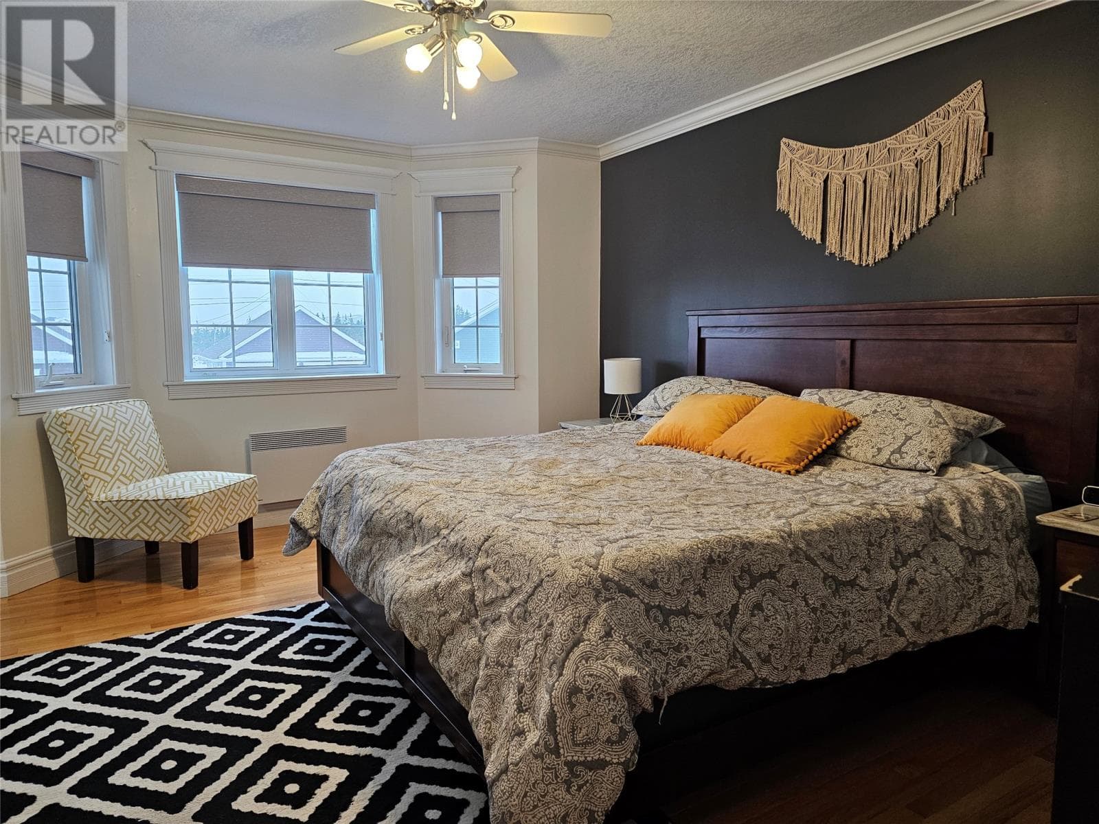 40 Smallwood Drive thumbnail 15