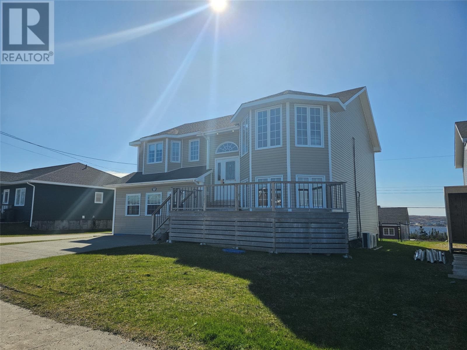 40 Smallwood Drive thumbnail 3