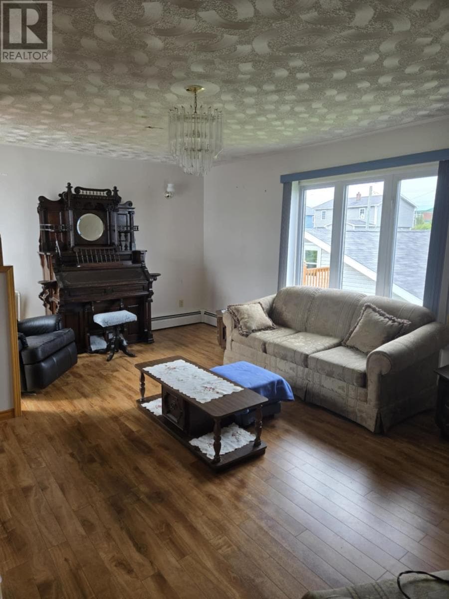 4 A Church Road thumbnail 9