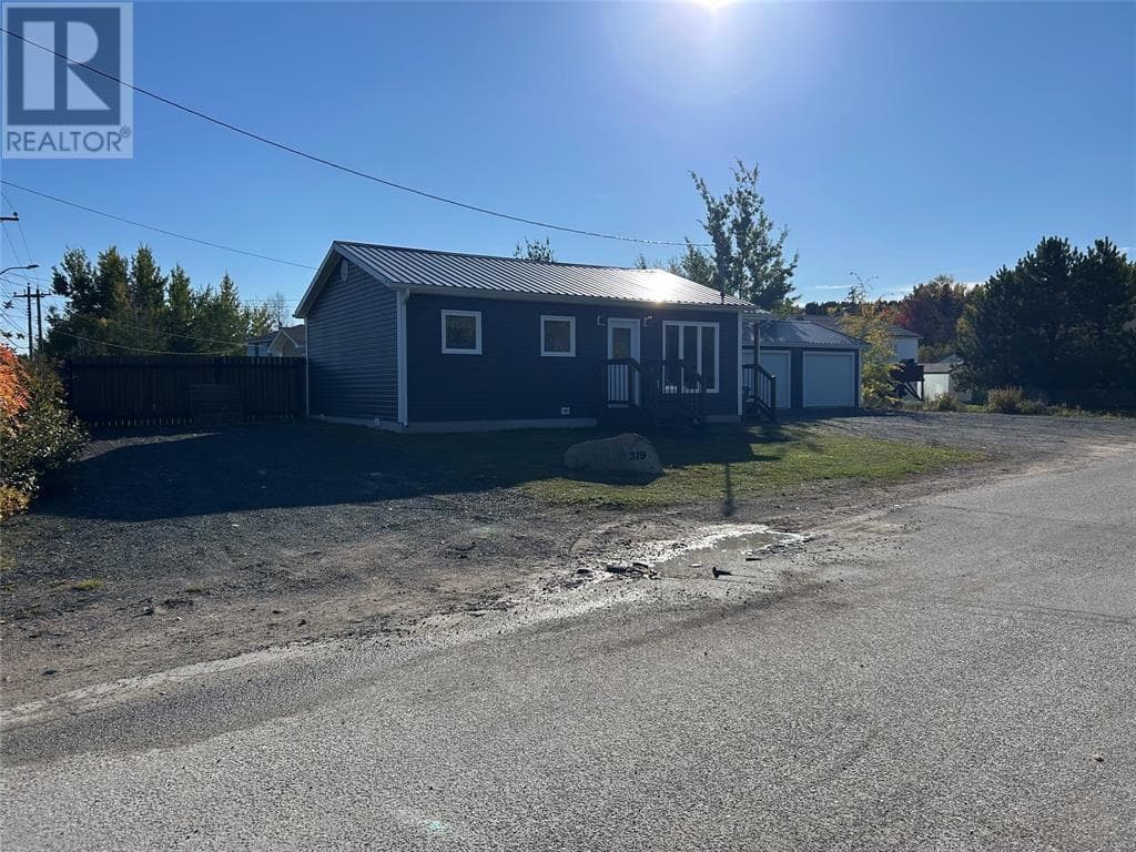 319 Jr Smallwood Boulevard thumbnail 3