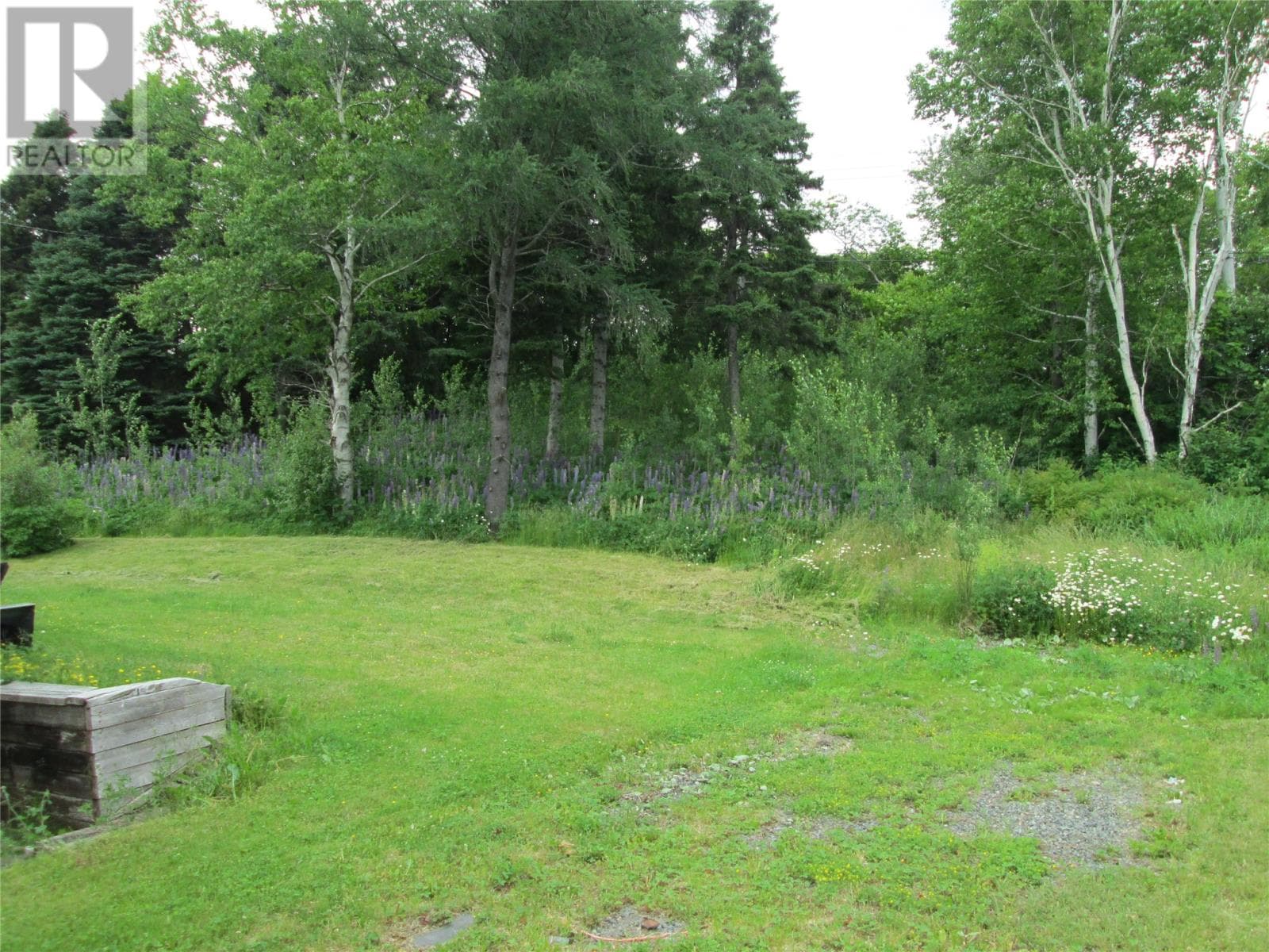 160 Goodyear Avenue thumbnail 6