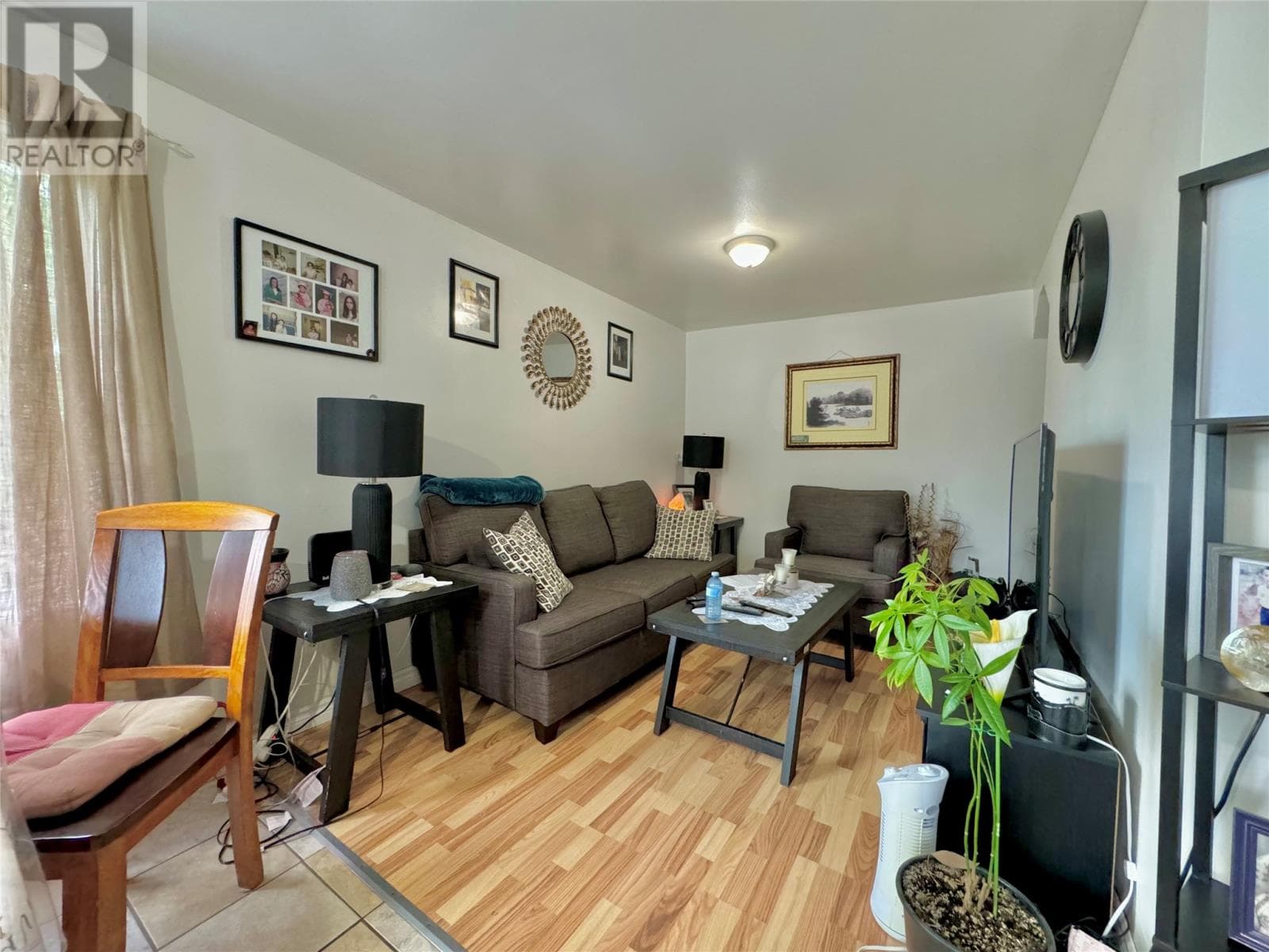 7 Vardys Avenue thumbnail 19