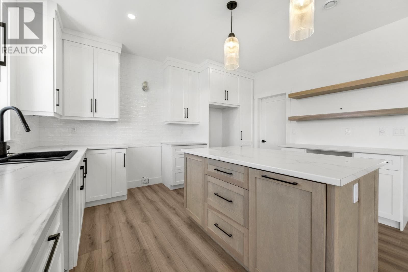 14 Blarney Stone Place thumbnail 17