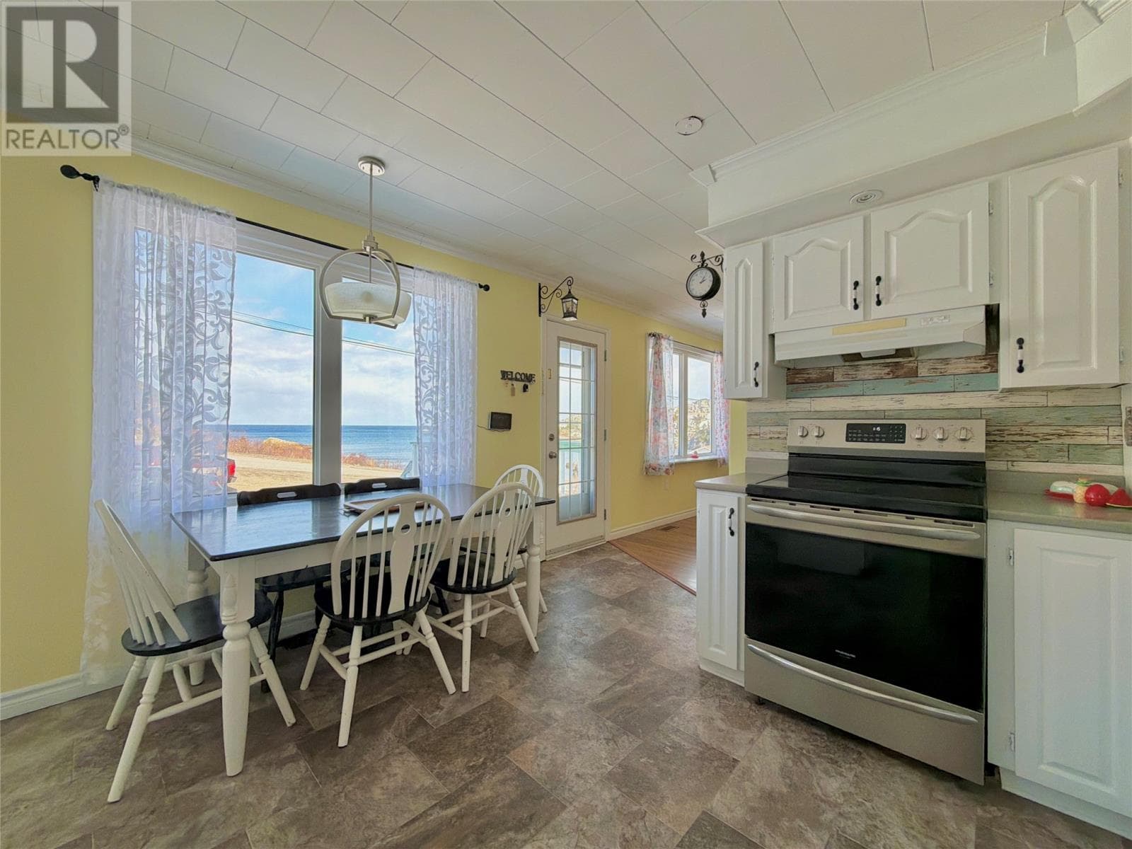 58 Mountain View Road thumbnail 12