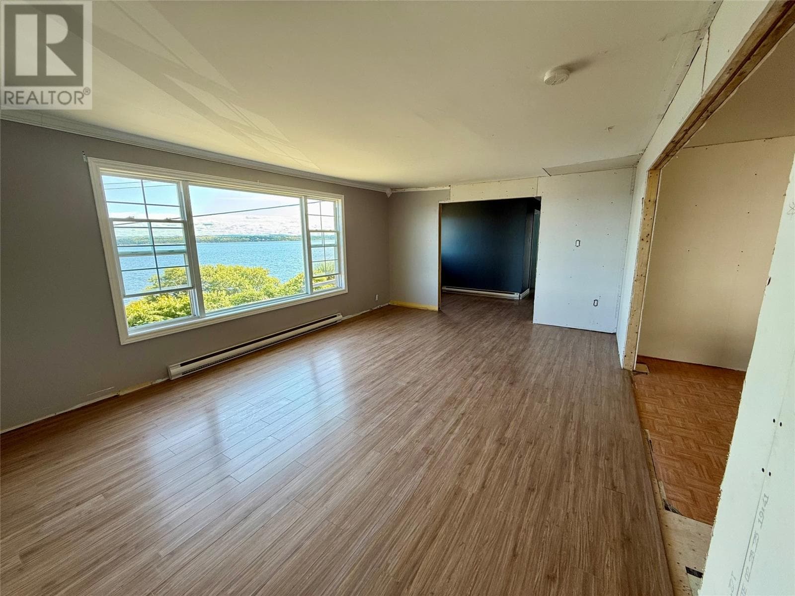 119 Main Road thumbnail 8