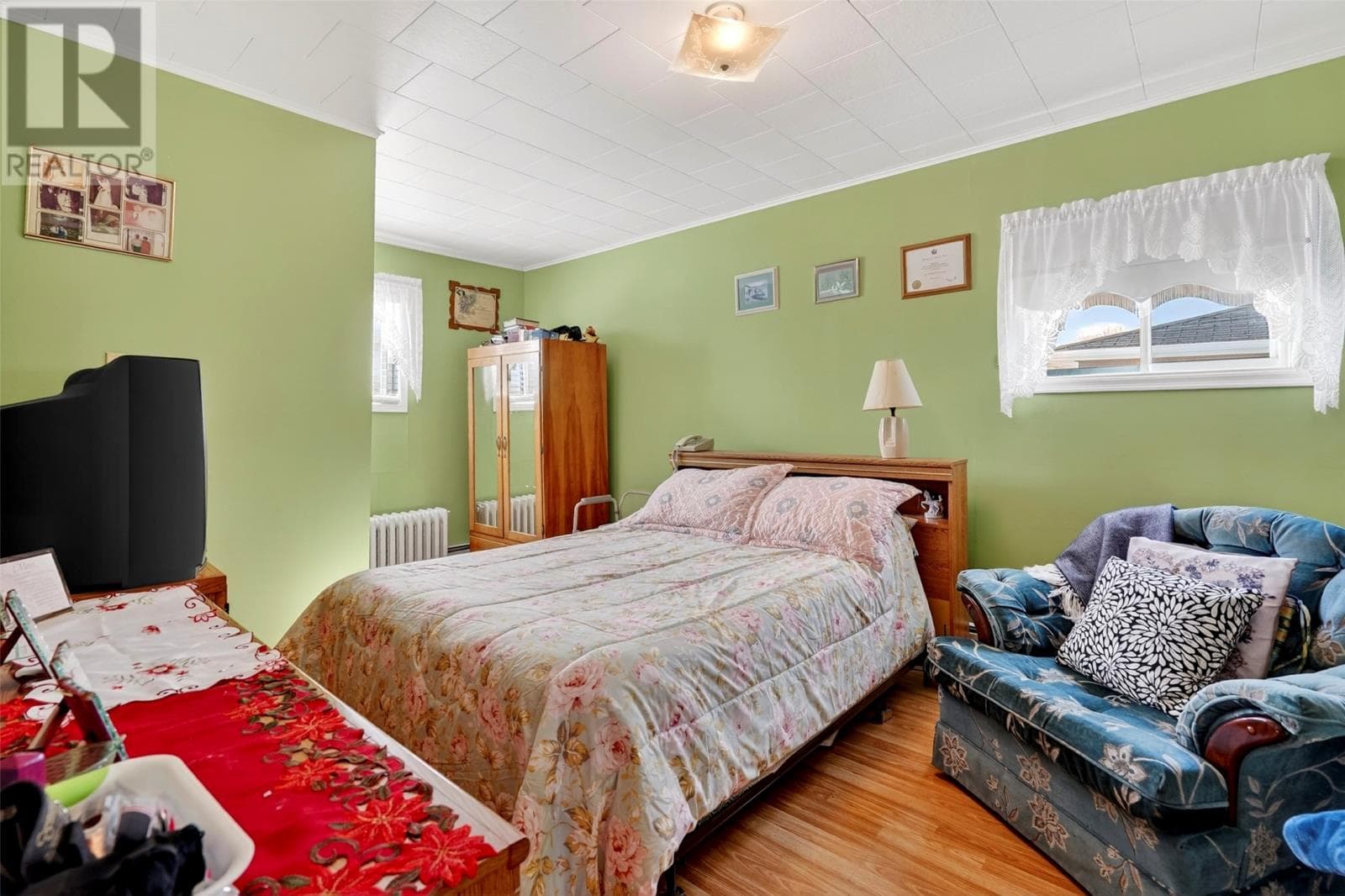 272 Bishops Cove Shore Road thumbnail 20