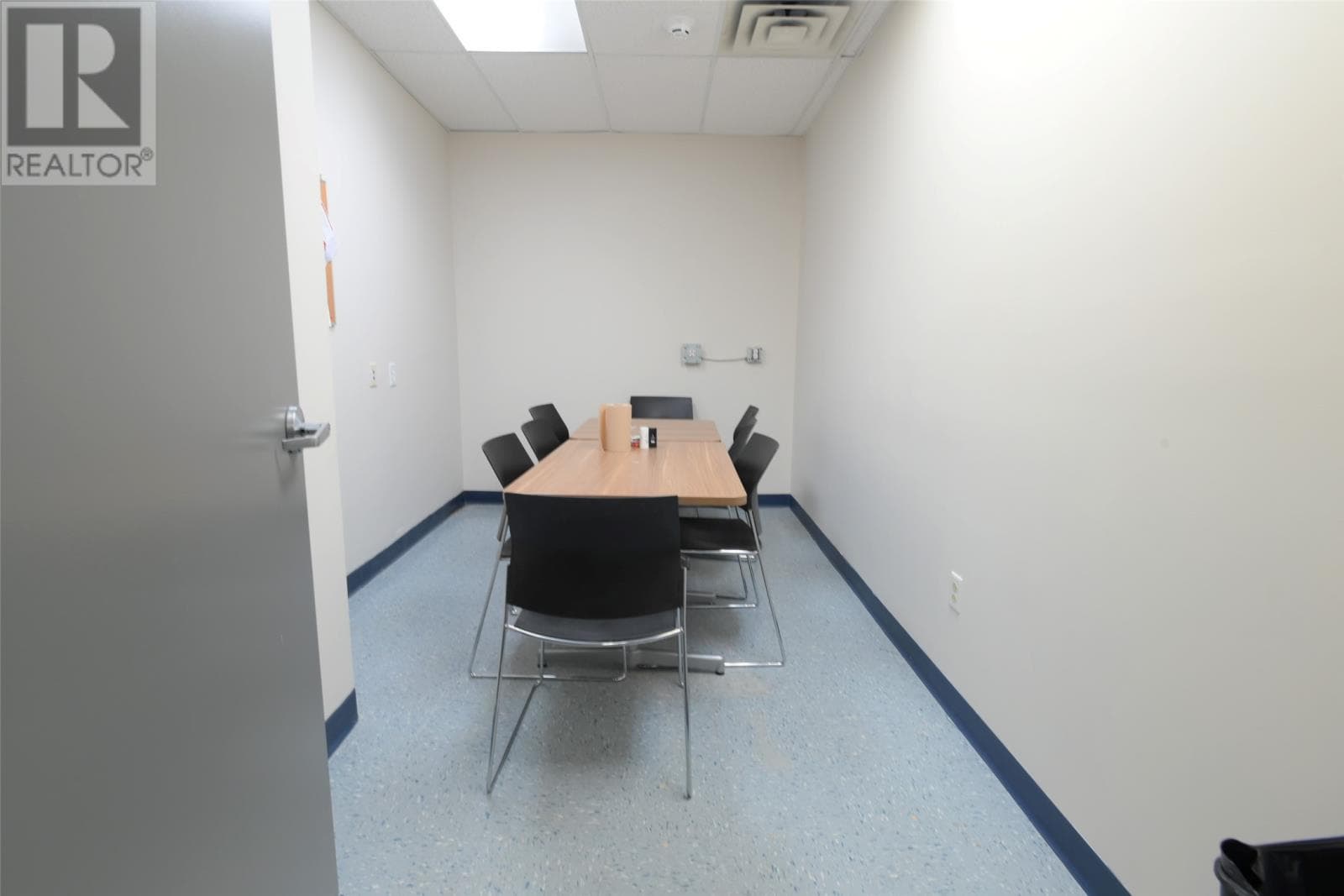 Unit 104 - 187 Kenmount Road thumbnail 15