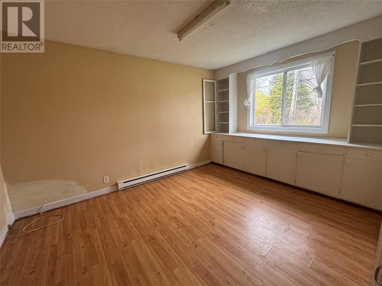 168 Elizabeth Avenue thumbnail 10