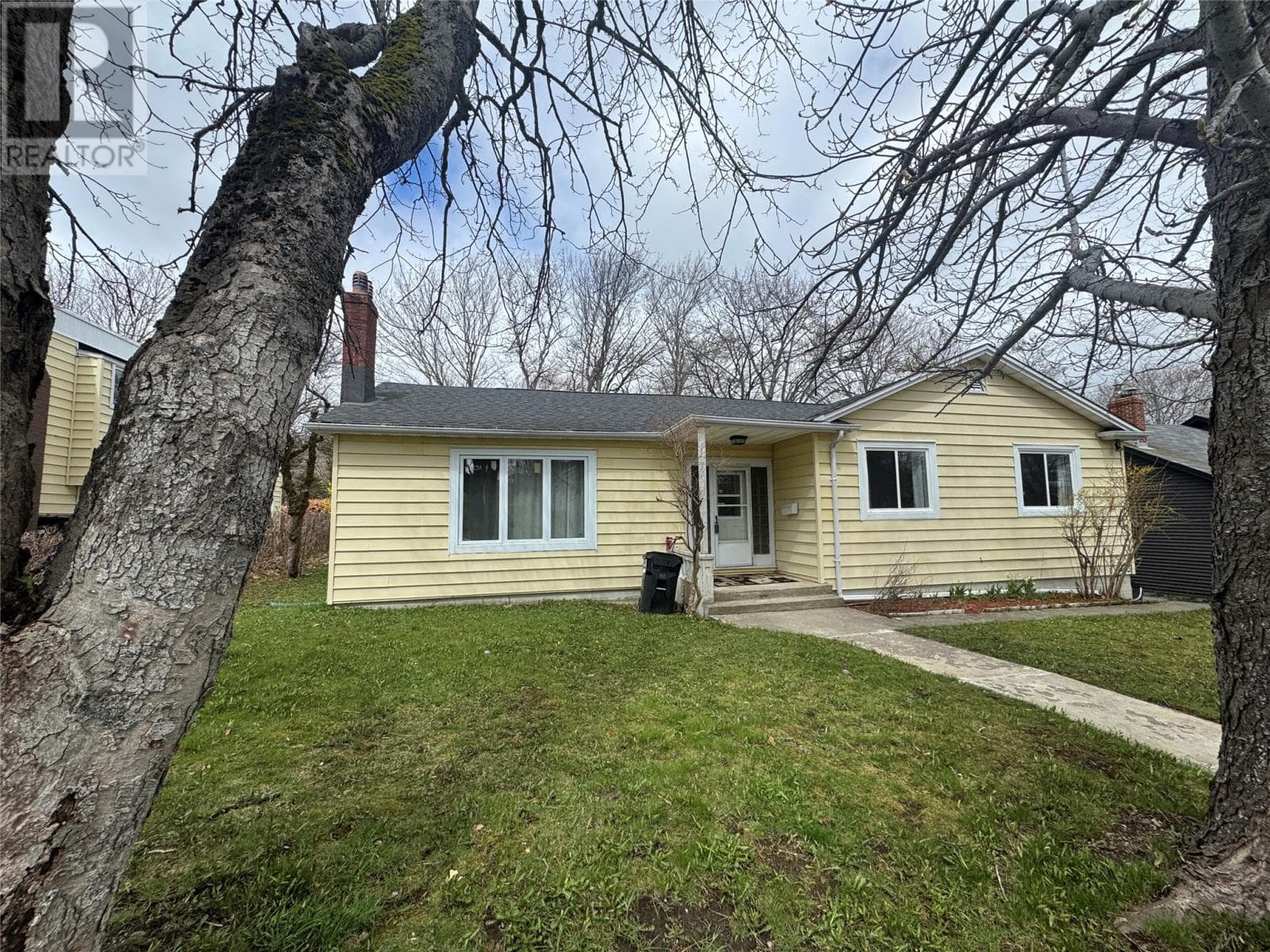 168 Elizabeth Avenue thumbnail 3