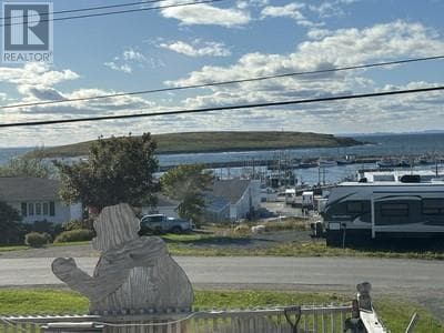 519 Main Street thumbnail 8