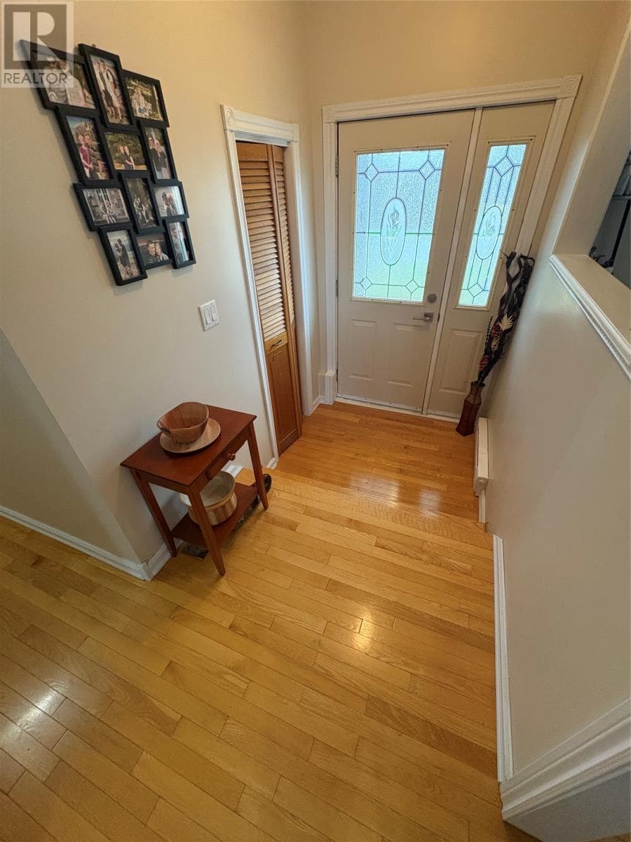 24 Kinsmen Drive thumbnail 19