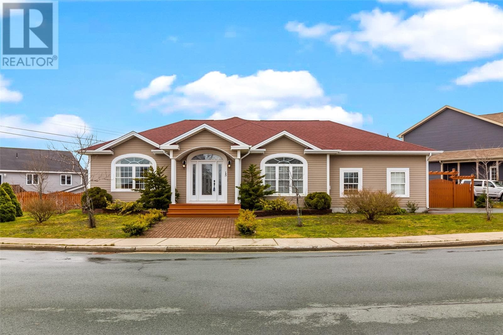 15 Dauntless Street
