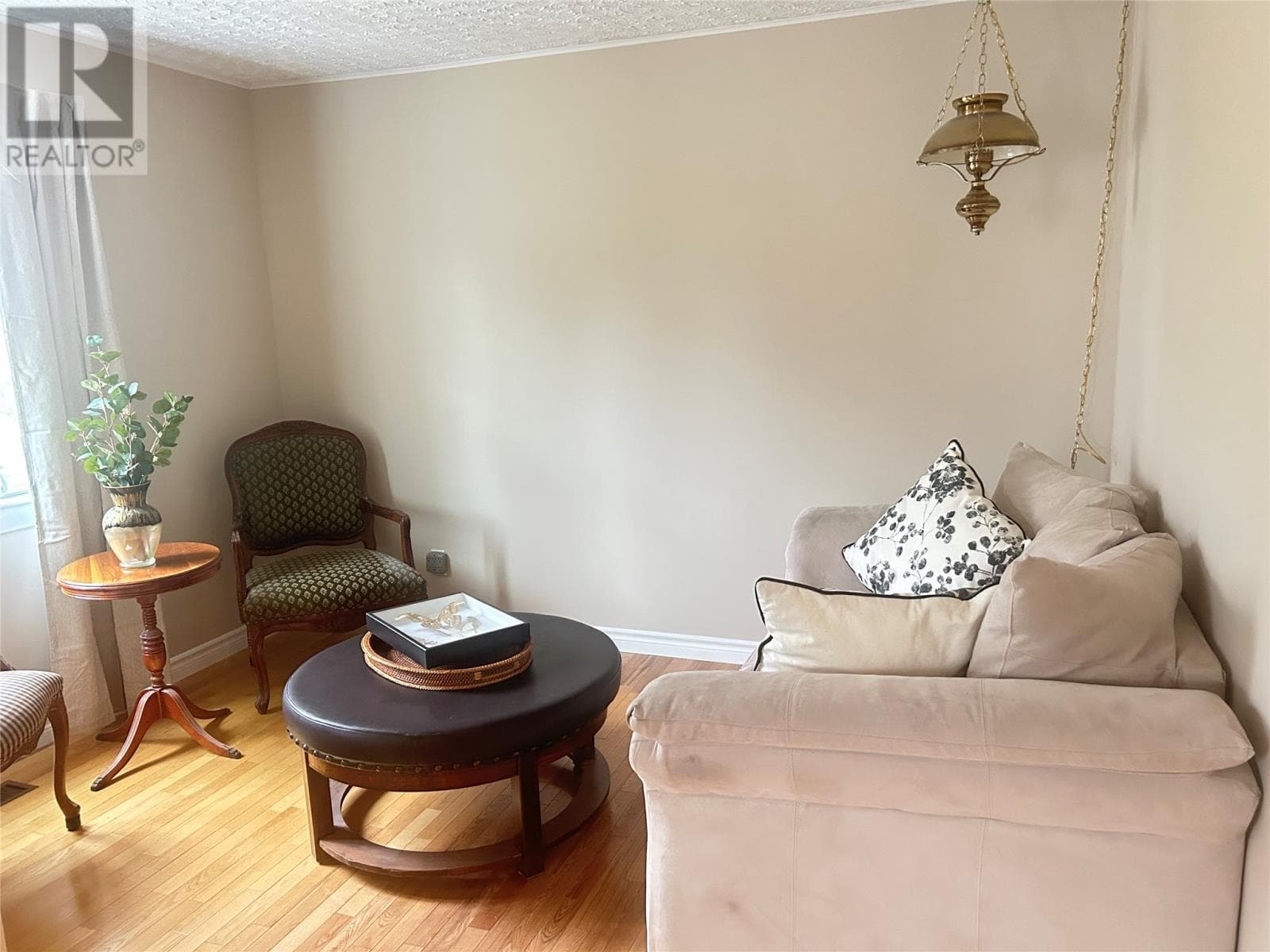 6 Woodcrest Avenue thumbnail 6