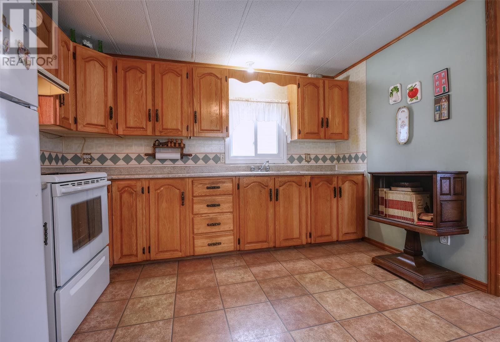 16 Hussey Drive thumbnail 12