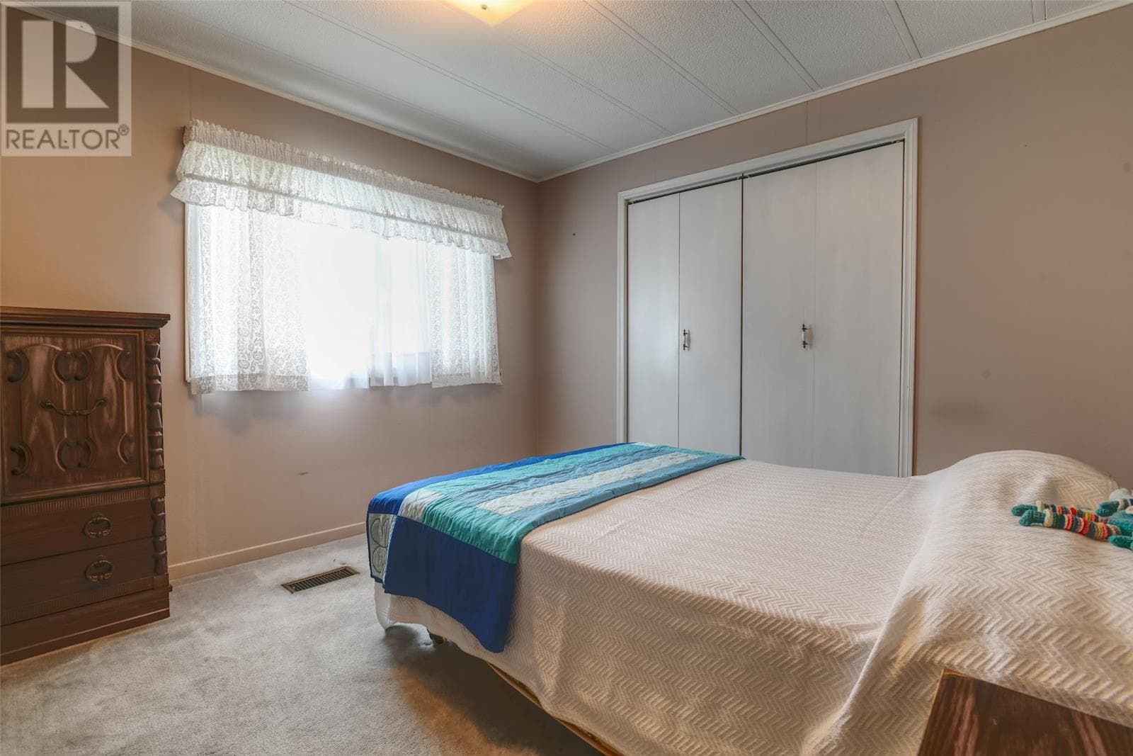 16 Hussey Drive thumbnail 17