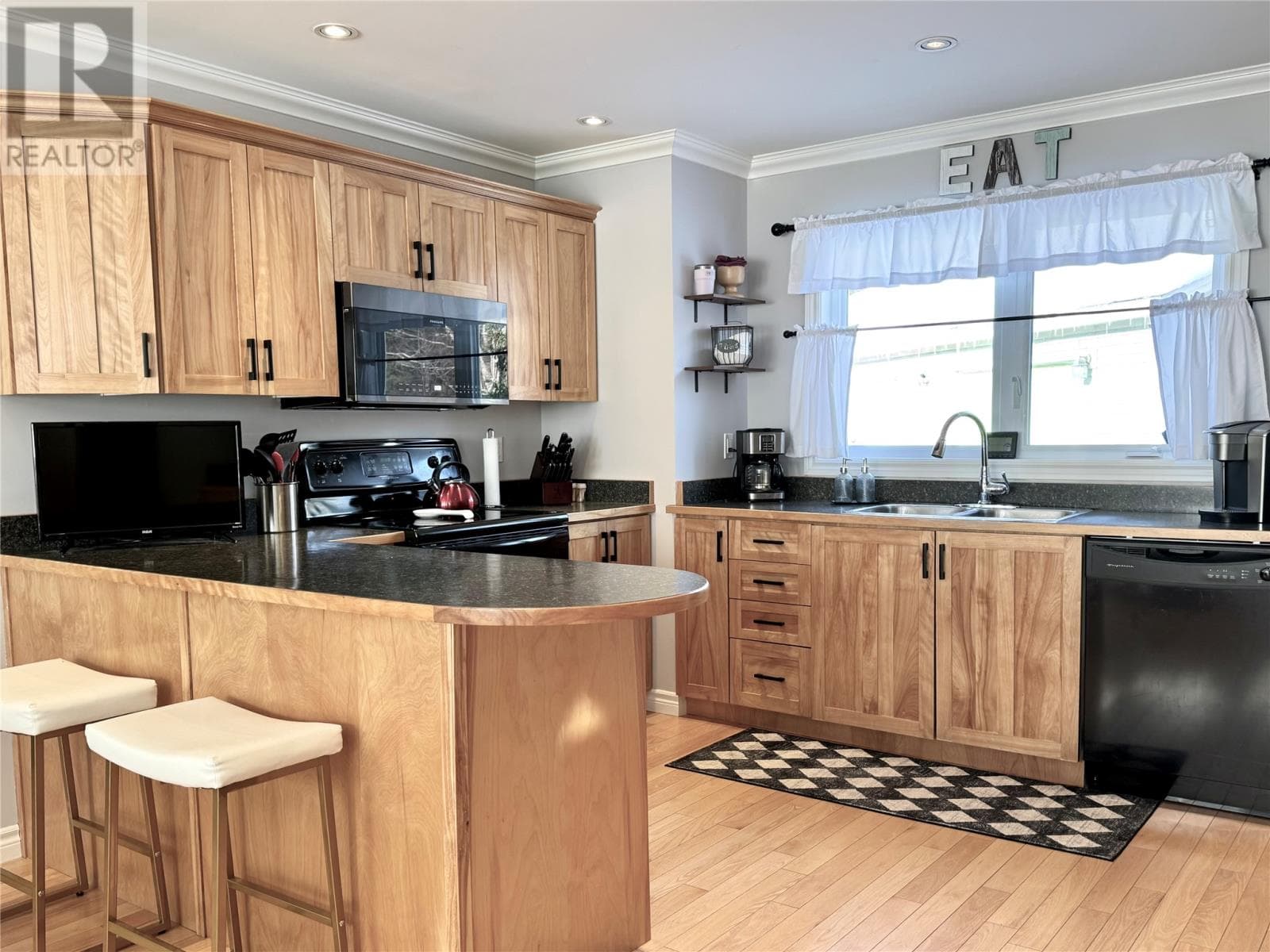 9 Brook Close thumbnail 12