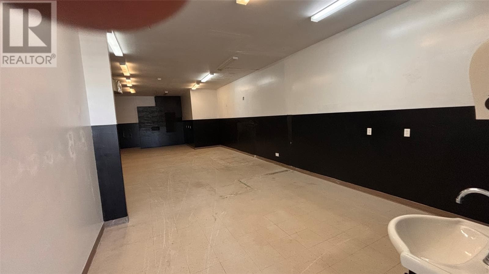 Unit B2 - 1187 Kenmount Road thumbnail 6