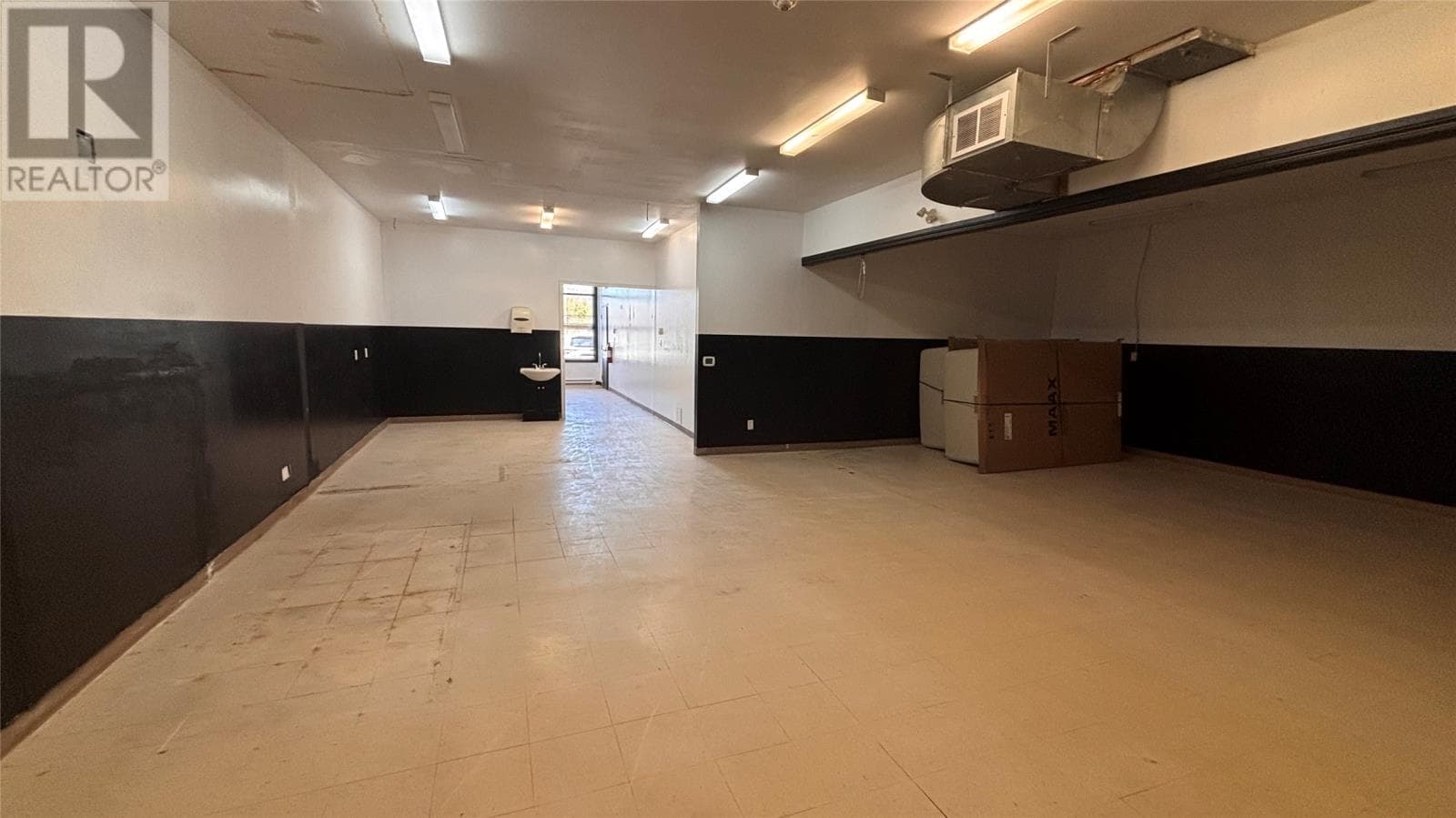 Unit B2 - 1187 Kenmount Road thumbnail 9