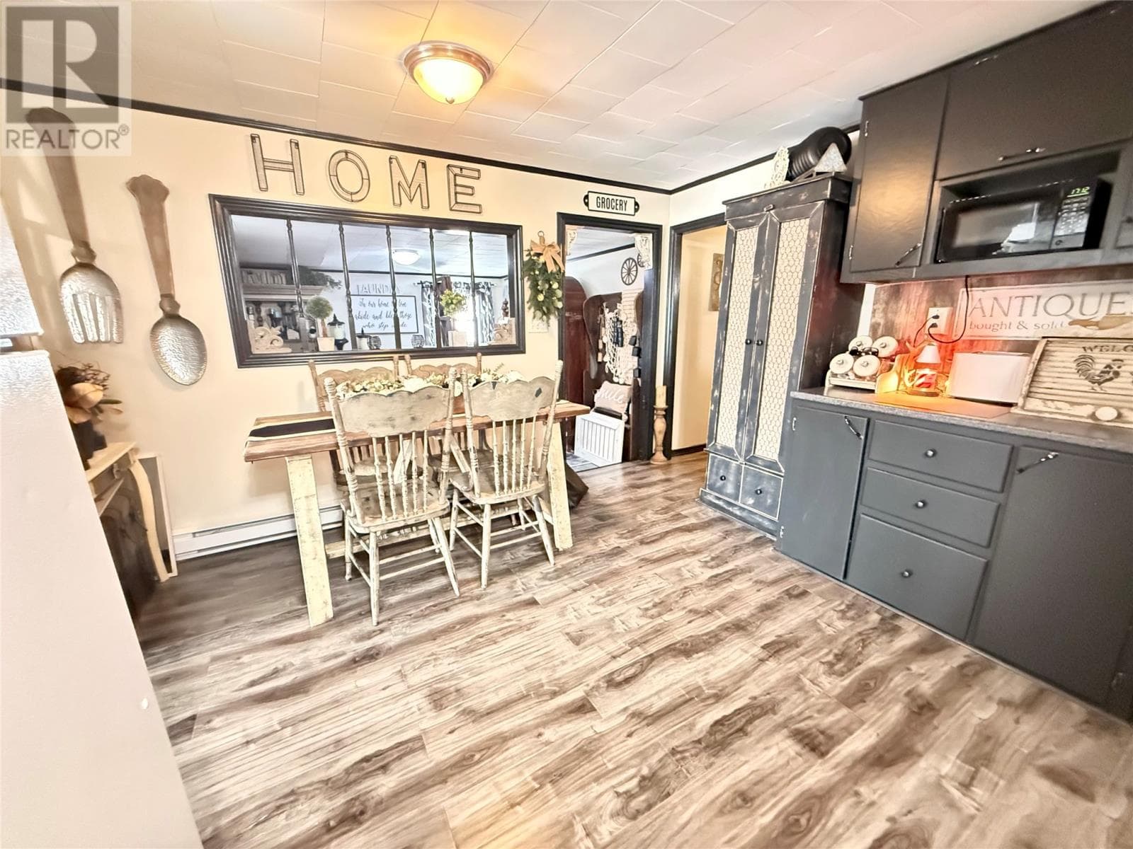 15 Robinson Avenue thumbnail 13