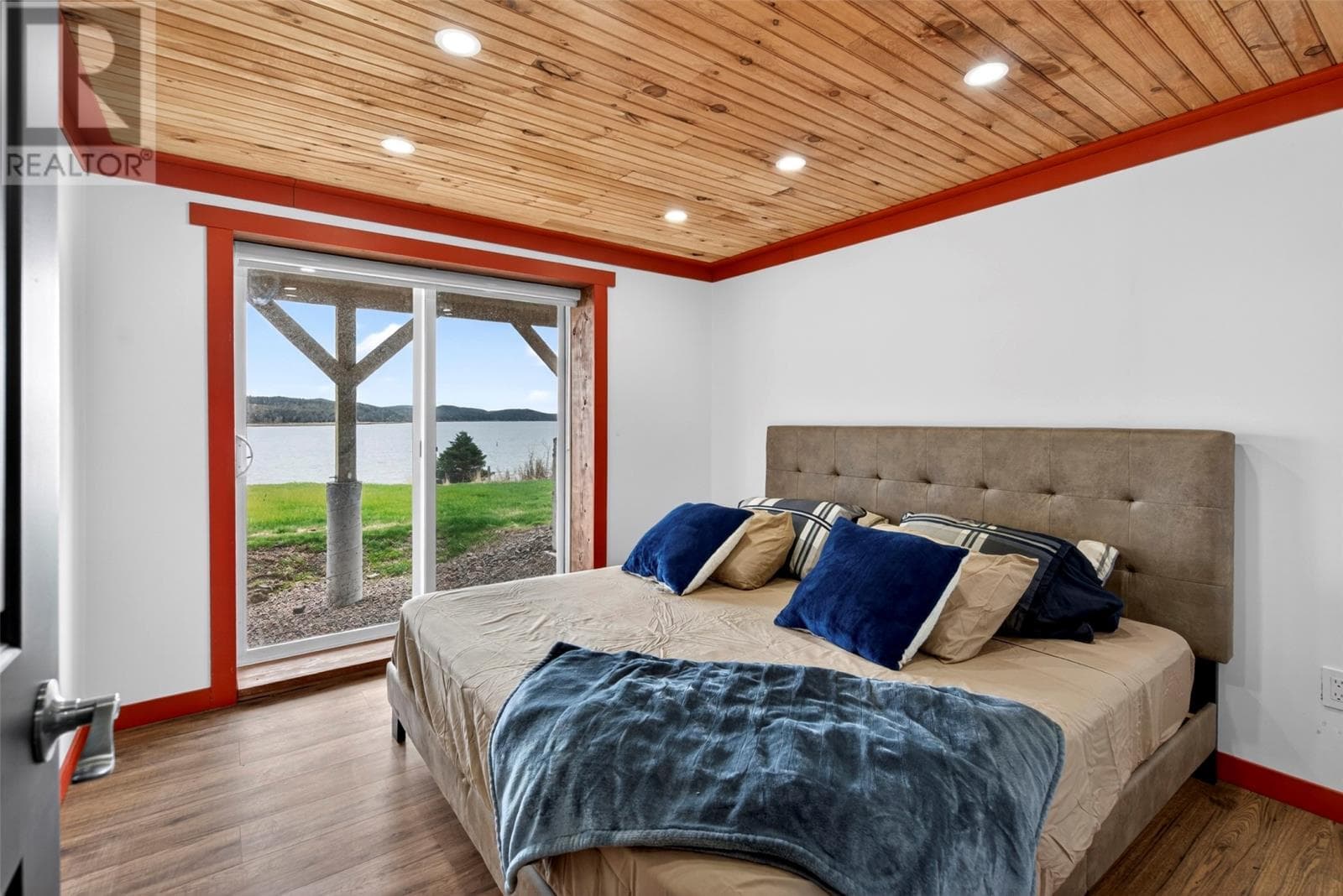 14 Tacks Beach Place thumbnail 20