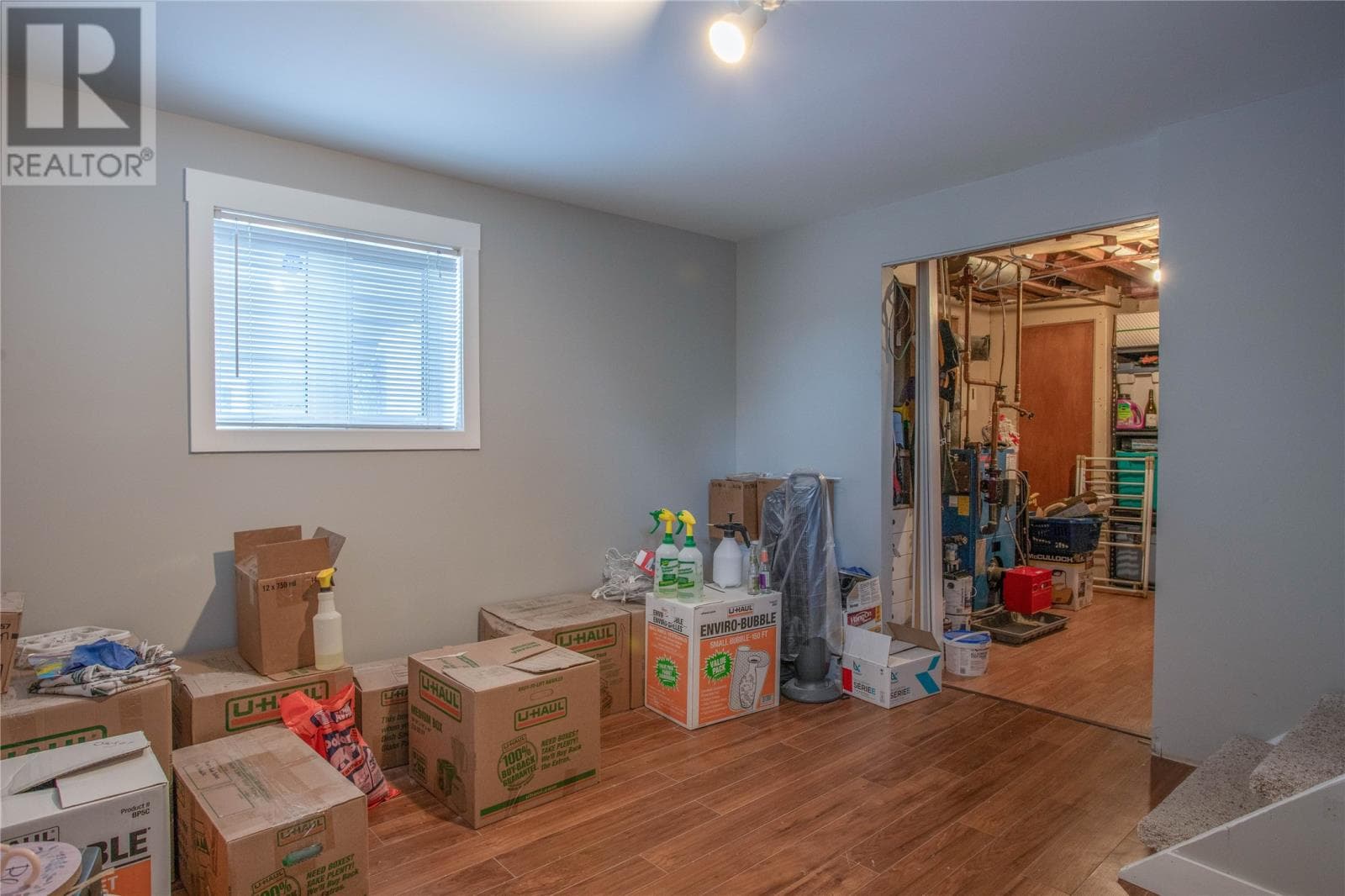 131 Canada Drive thumbnail 18