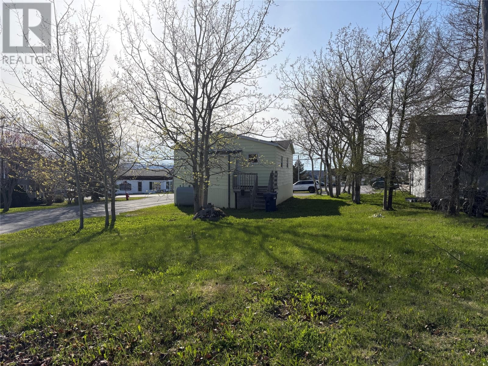 115 Premier Drive thumbnail 3
