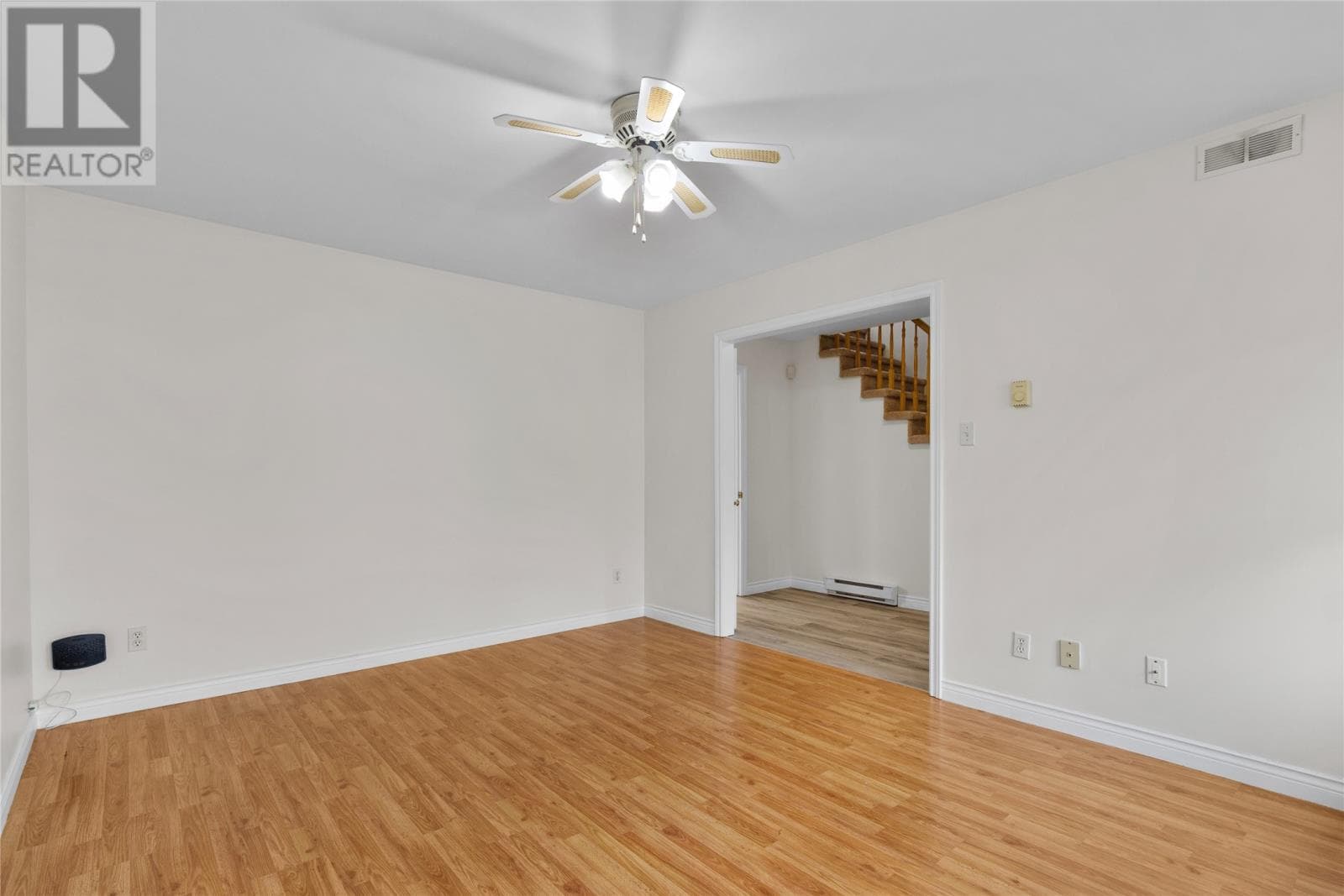 104 Moss Heather Drive thumbnail 12