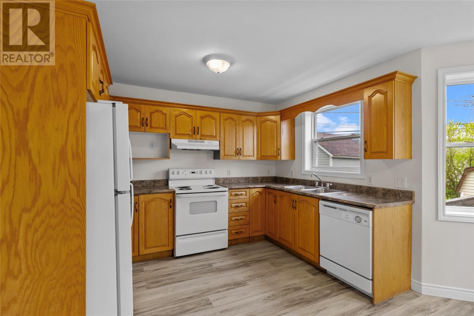 104 Moss Heather Drive thumbnail 13