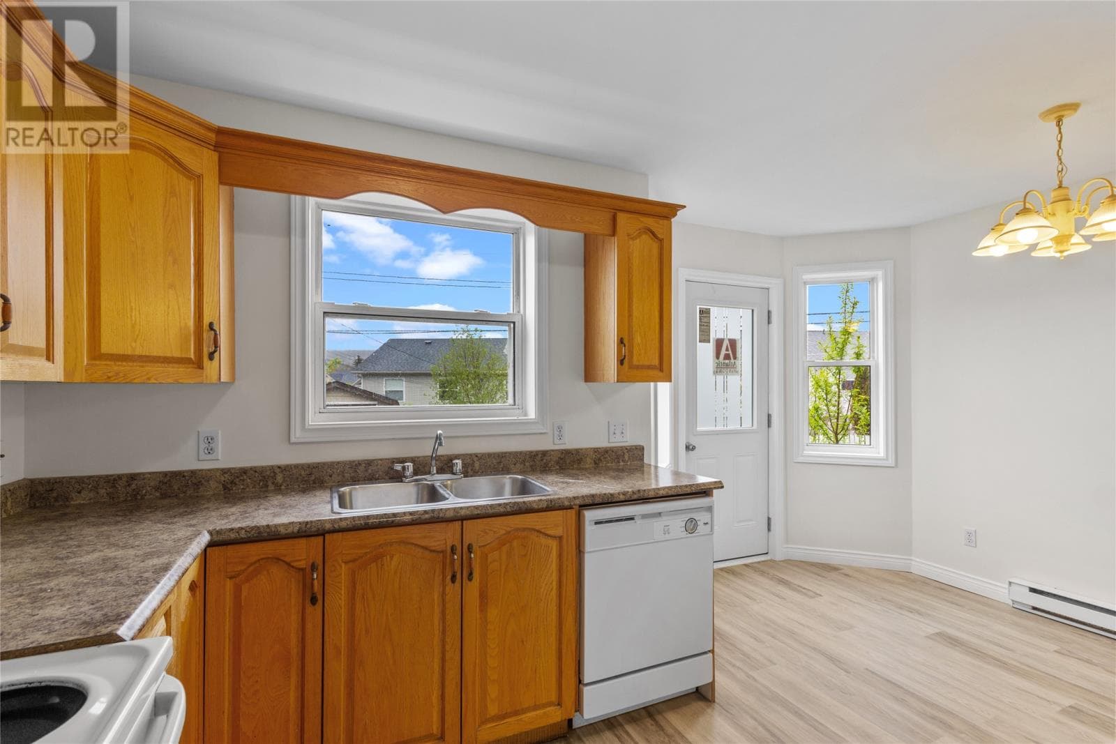 104 Moss Heather Drive thumbnail 15