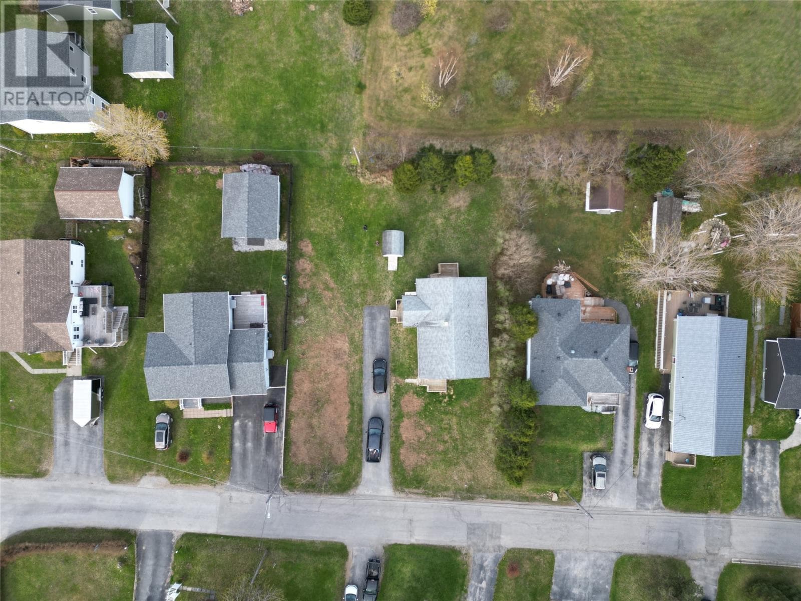 16 Hillcrest Drive thumbnail 14
