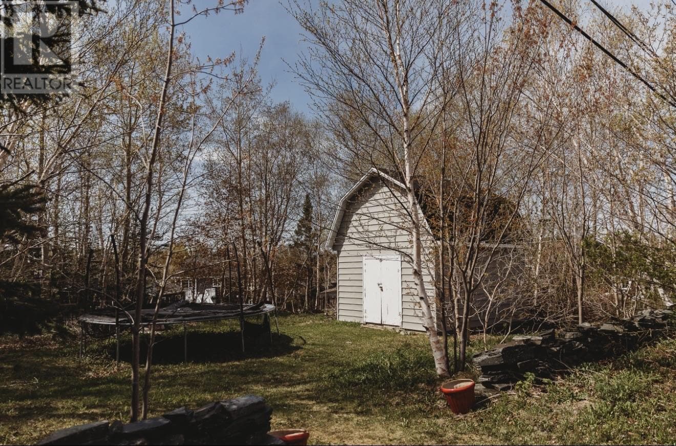 64 Bennett Drive thumbnail 10