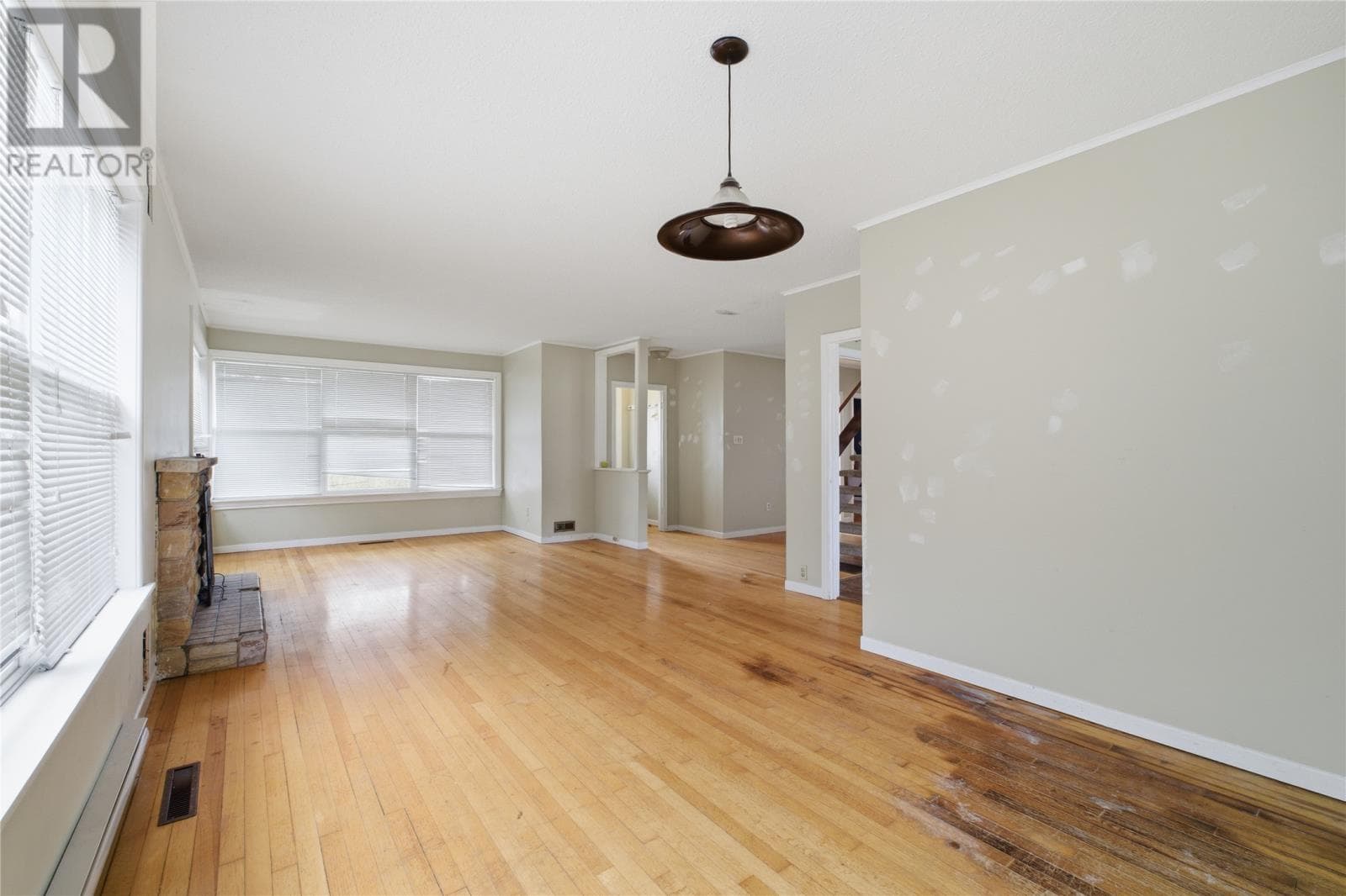 110 Cornwall Avenue thumbnail 4