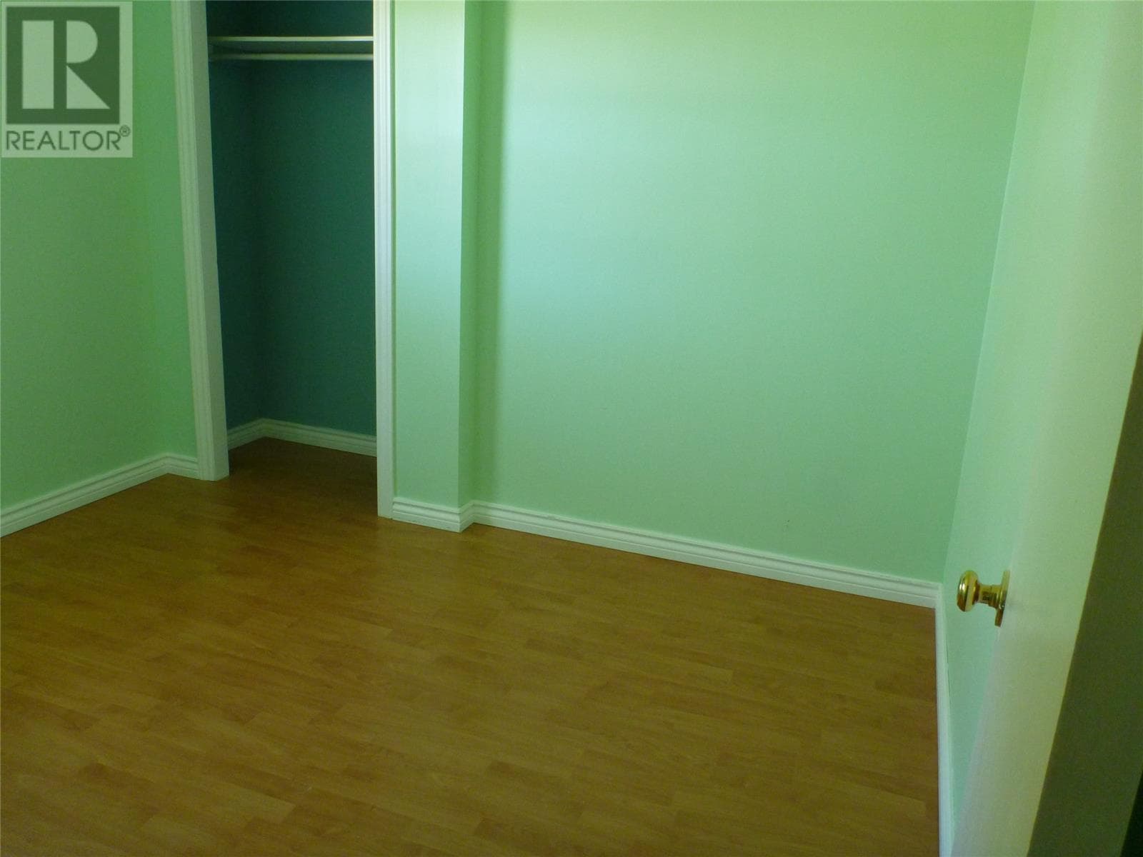 240 Marine Drive thumbnail 17