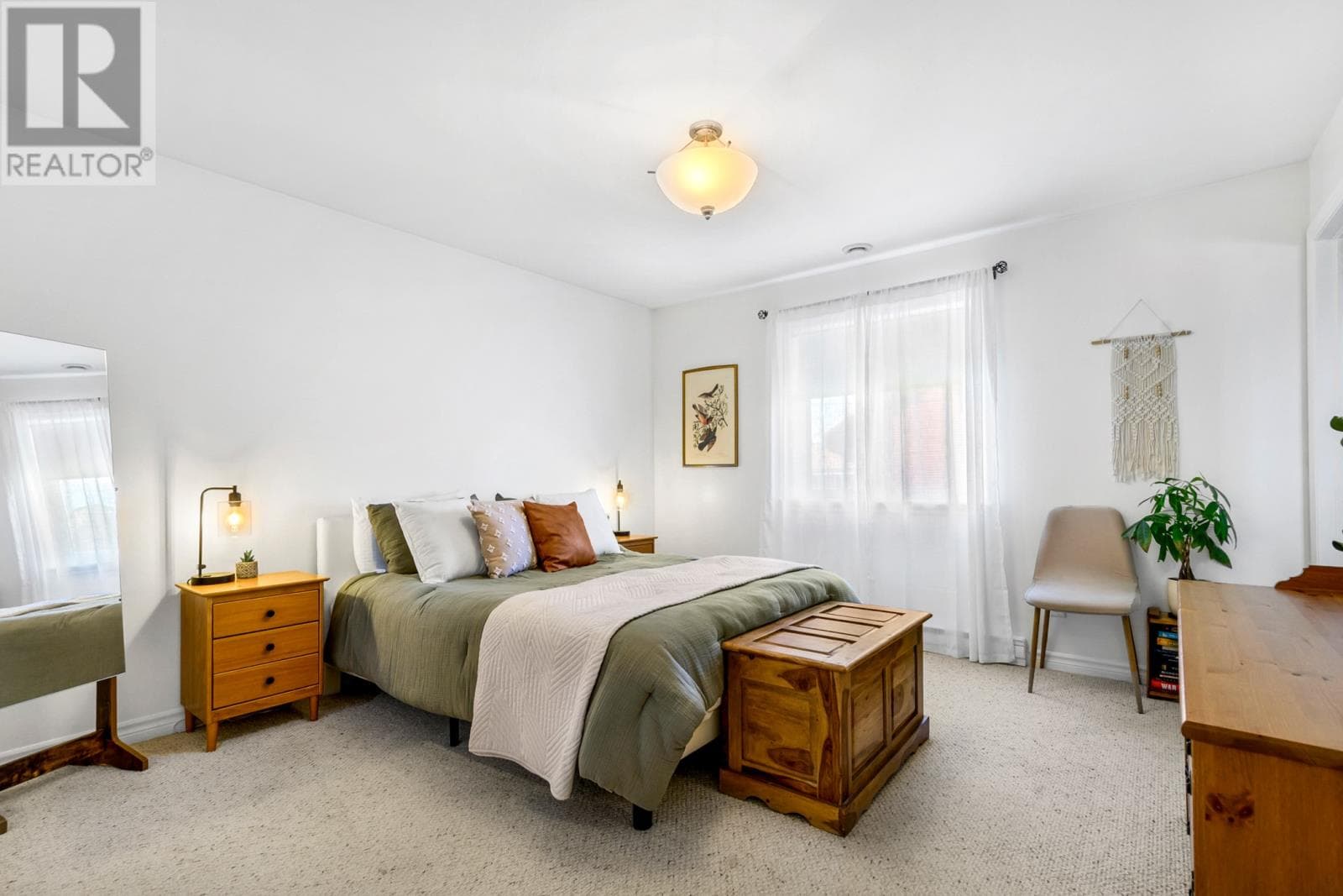 137 Great Eastern Avenue thumbnail 13