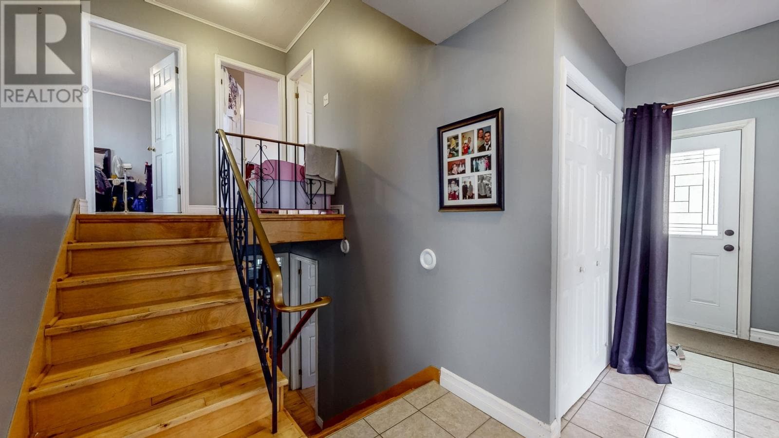 52 Canada Drive thumbnail 11