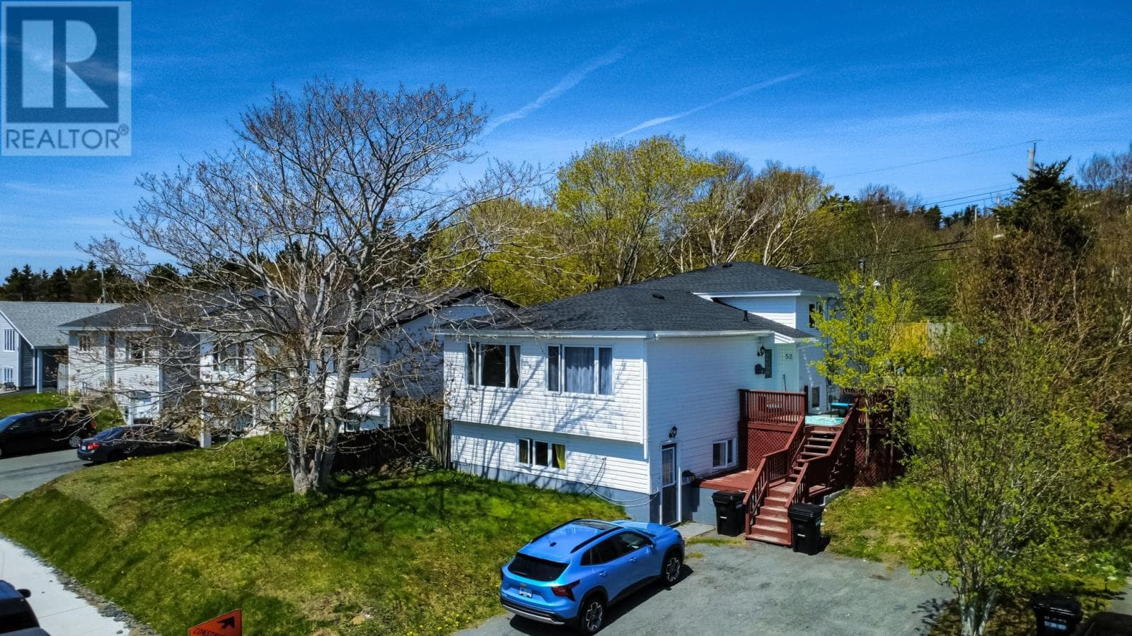 52 Canada Drive thumbnail 4