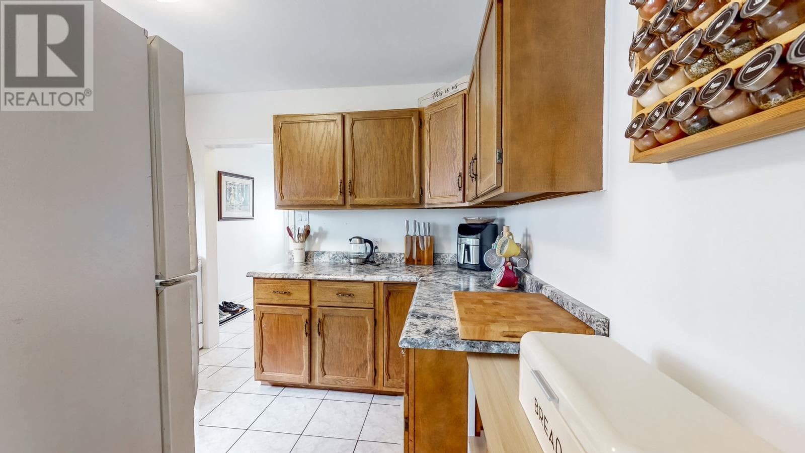 16 Jersey Avenue thumbnail 14