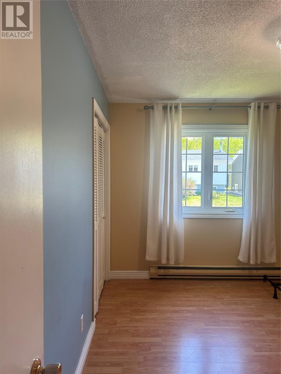 14 Gilbert Avenue thumbnail 16