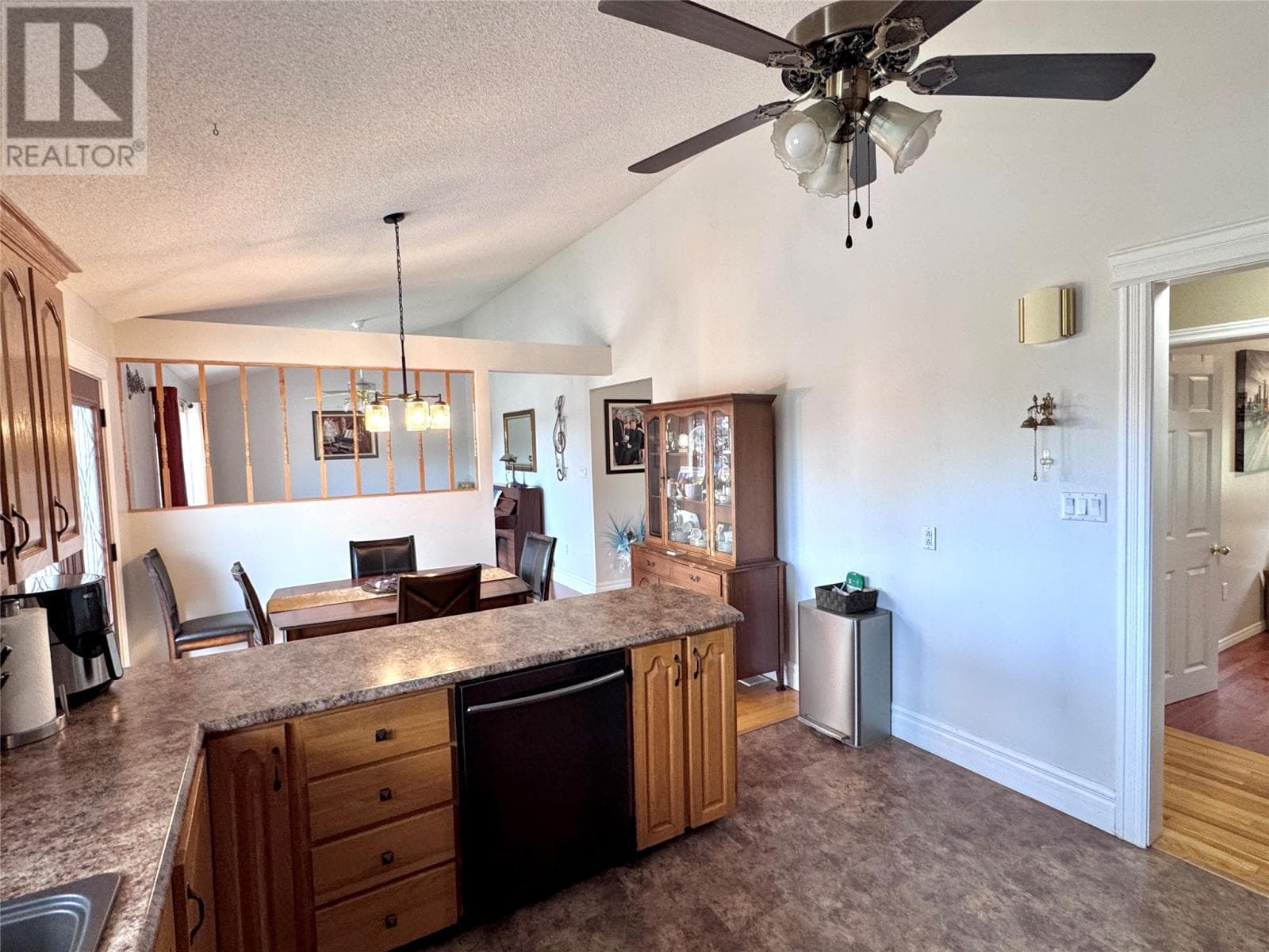 122 Bayview Road thumbnail 15