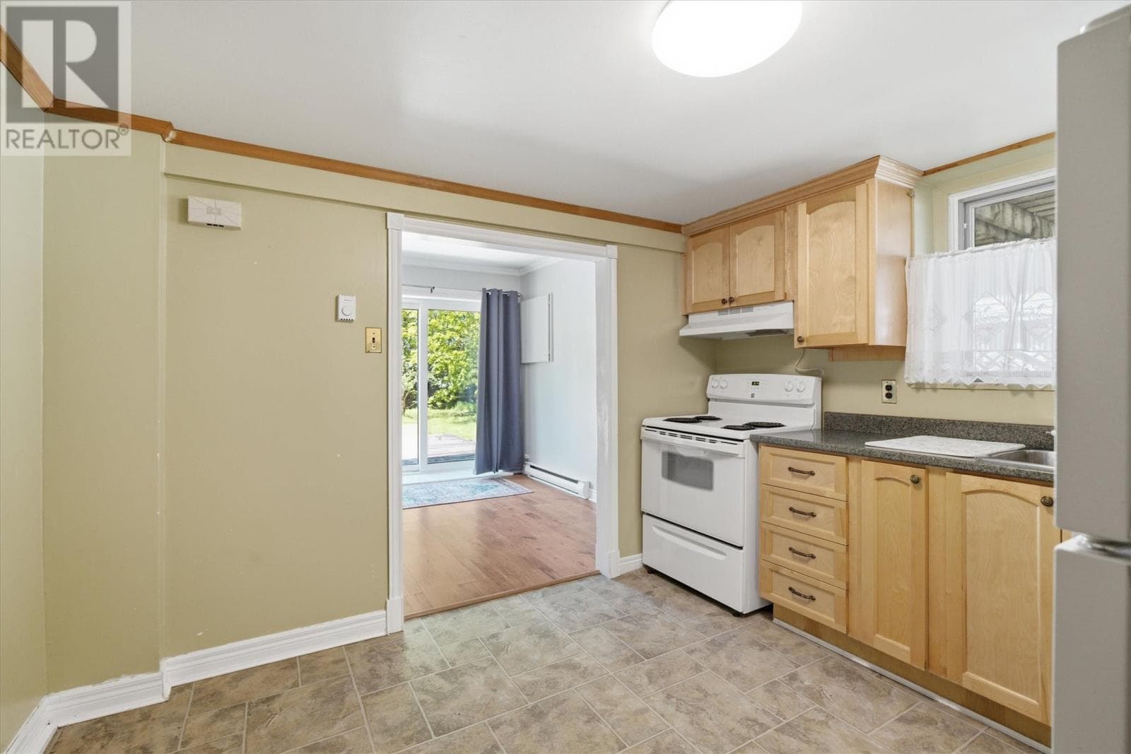 40 Squires Avenue thumbnail 19