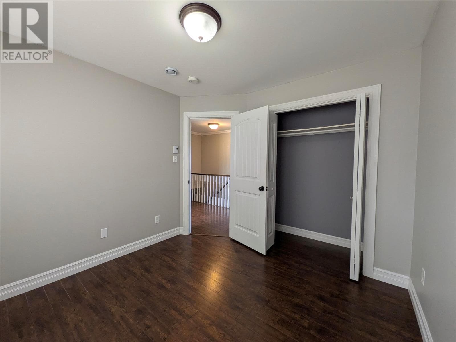 180 Ladysmith Drive thumbnail 4