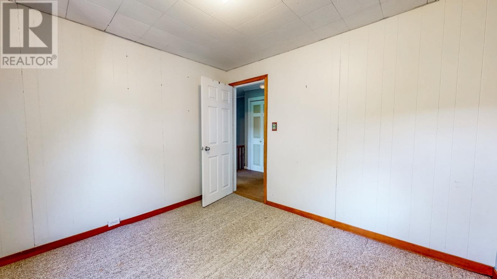 175 Topsail Road thumbnail 18