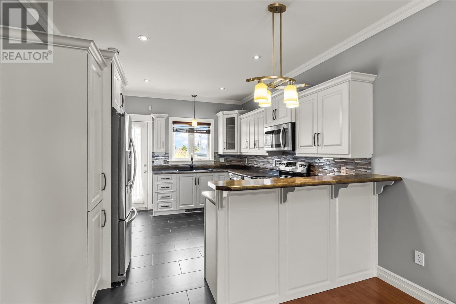 9 Sequoia Drive thumbnail 7